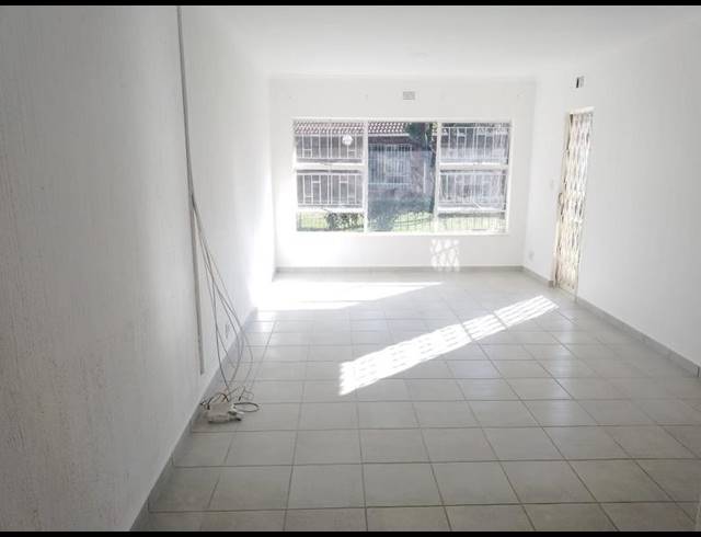 1 BEDROOM TOWNHOUSE FOR SALE IN WITFIELD